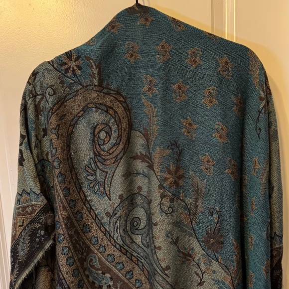 Teal & Brown Paisley Pashmina-Blend Ruana Wrap with Armholes – One Size - Picture 2 of 5